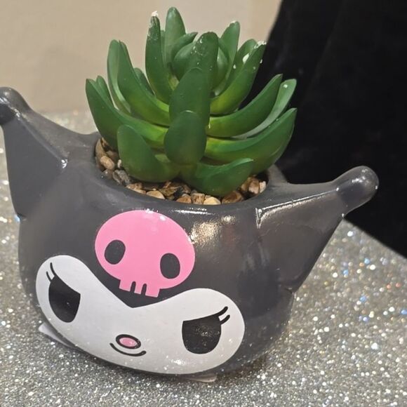 Silver Buffalo Kuromi Planter with Succulent - Picture 3 of 4